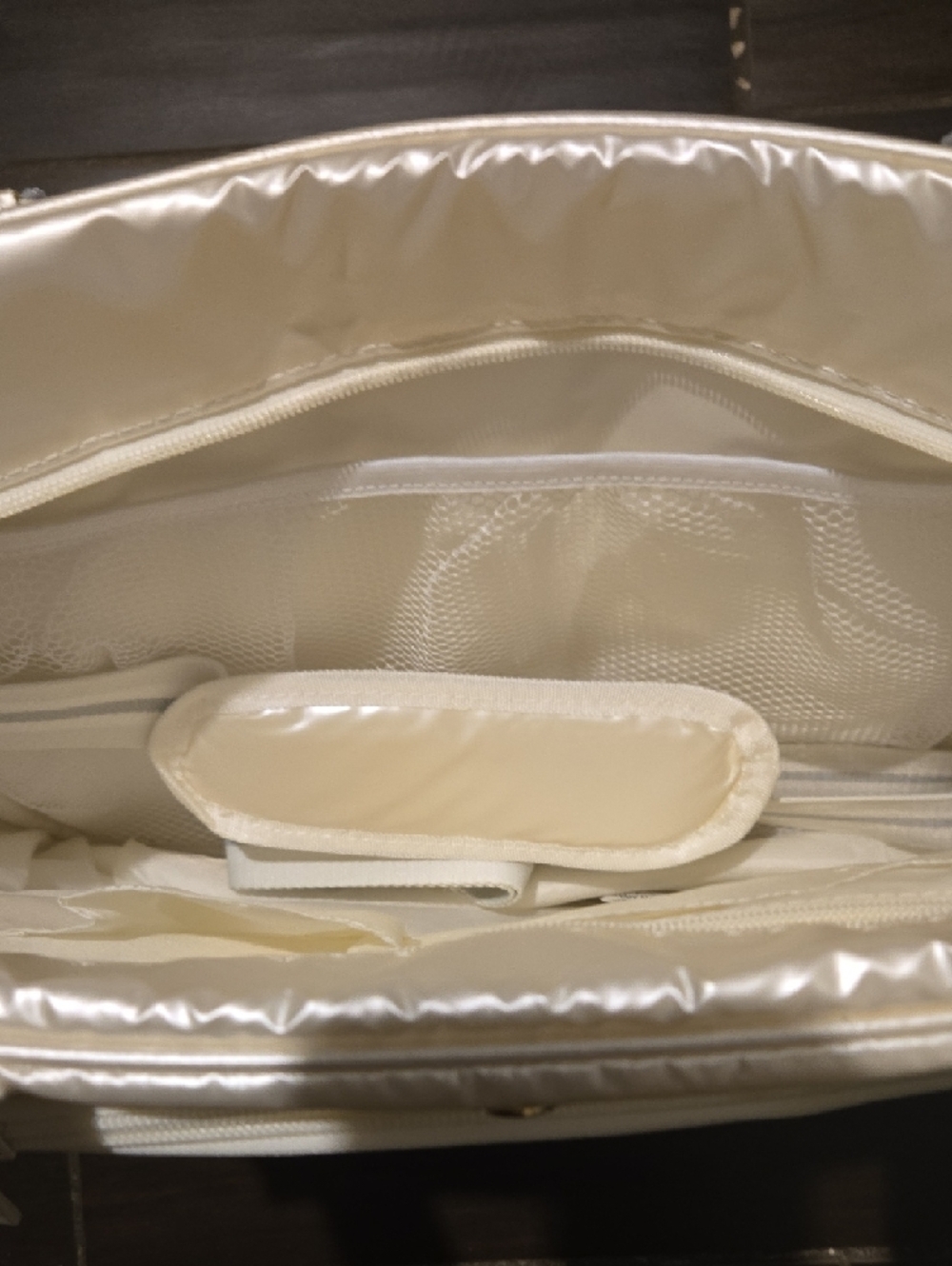 Simply Souther White Pearl Pickleball Tote NWOT - Picture 3 of 4